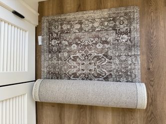 Loloi Magnolia Home Wimberly Bark/Ivory 3' x 7'-6" Runner Rug $150.00 (MSRP $195.28) OBO