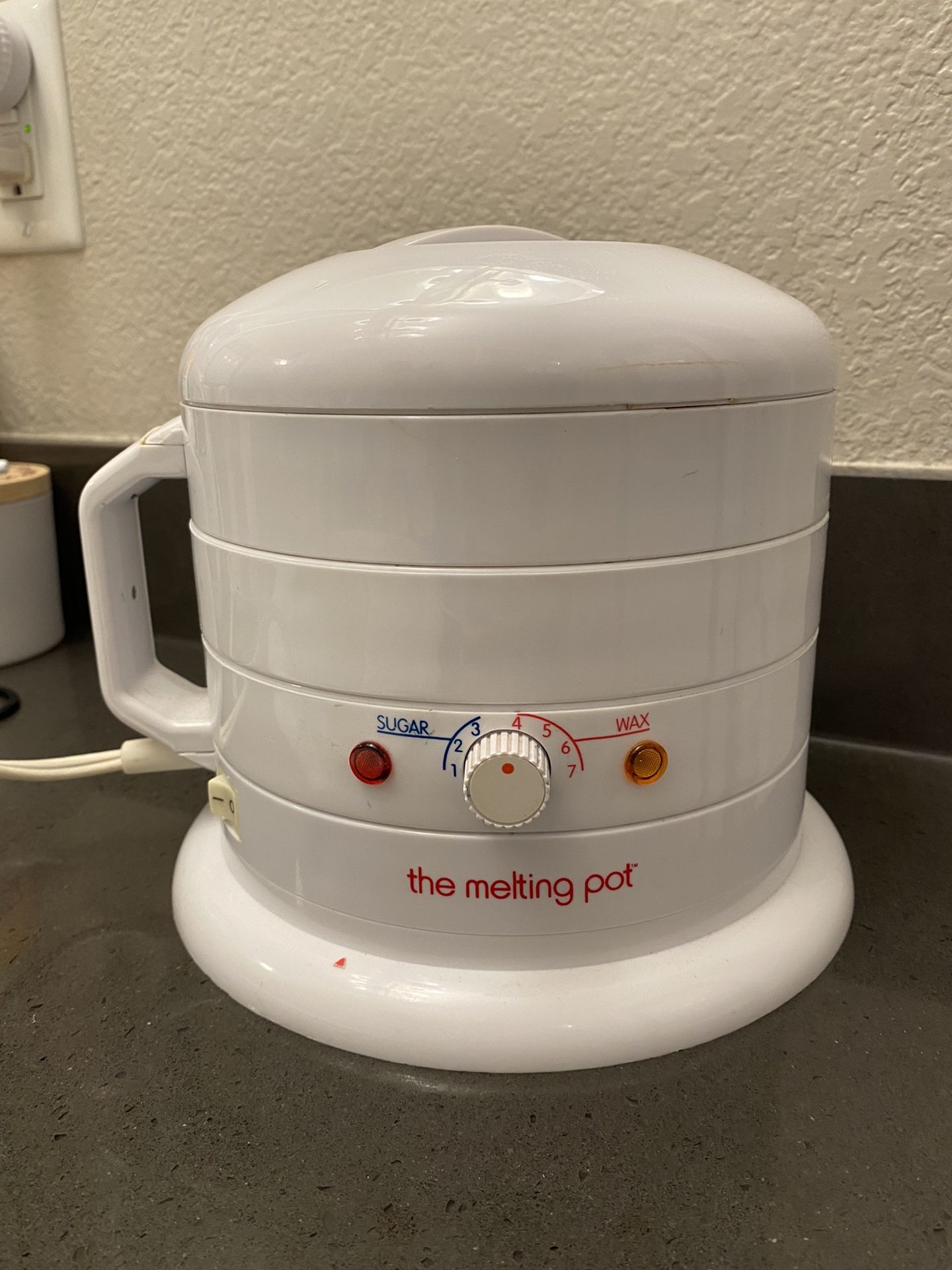 The Melting Pot Wax Warmer