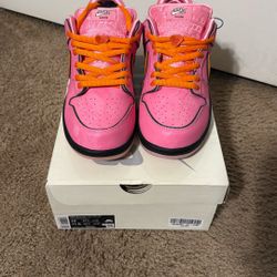 Nike SB Dunk Powerpuff Girls Blossom