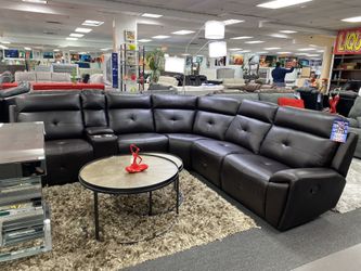 Brown Reclining Sectional On Sale Now $1,499!/¡Seccional reclinable marrón a la venta ahora por $1,499!