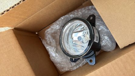 2021 Honda Civic Hatchback OEM Passenger Fog Light + New Engine Air Filter – Take Both $100