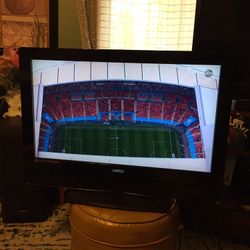 VIZIO TV