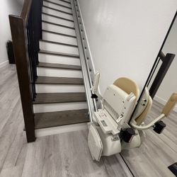 Acorn Stair Lift 16ft Long