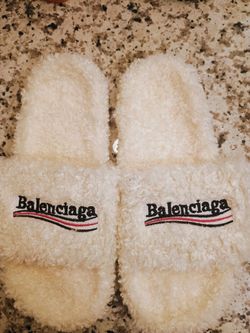 Balenciaga Slides