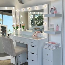 NEW Vanity LED Mirror & Desk+ Dresser Table Organizer for Salon or Beauty Room