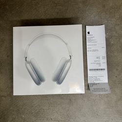 Brand new silver airpod pro max