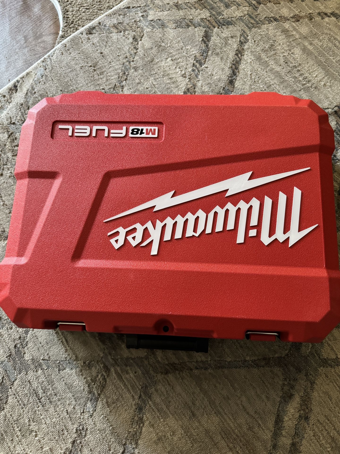 Sawzall Hard Case With Charger