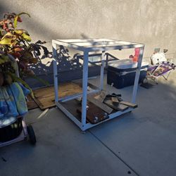 Metal Fish Tank Stand (Stand Only)