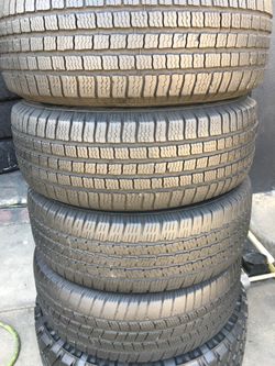 255-70-16 Michelin