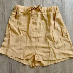 BRAND NEW! Golden Yellow Lounge Set – Button Top & Drawstring Shorts (Lightweight Summer Set)