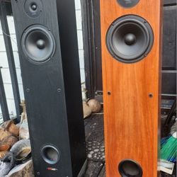 Polk Tower Speakers Both 