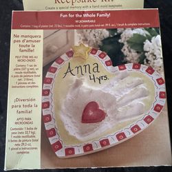 Plaster keepsake kit. New