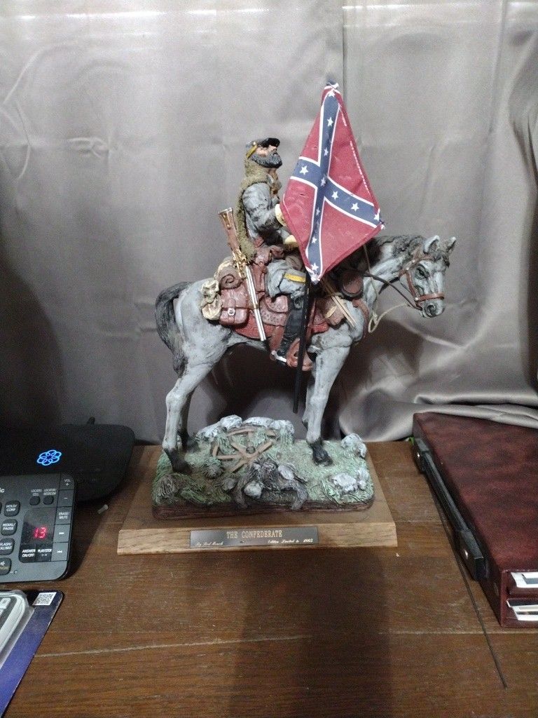 Rod Mench 's "The Confederate" Statue.