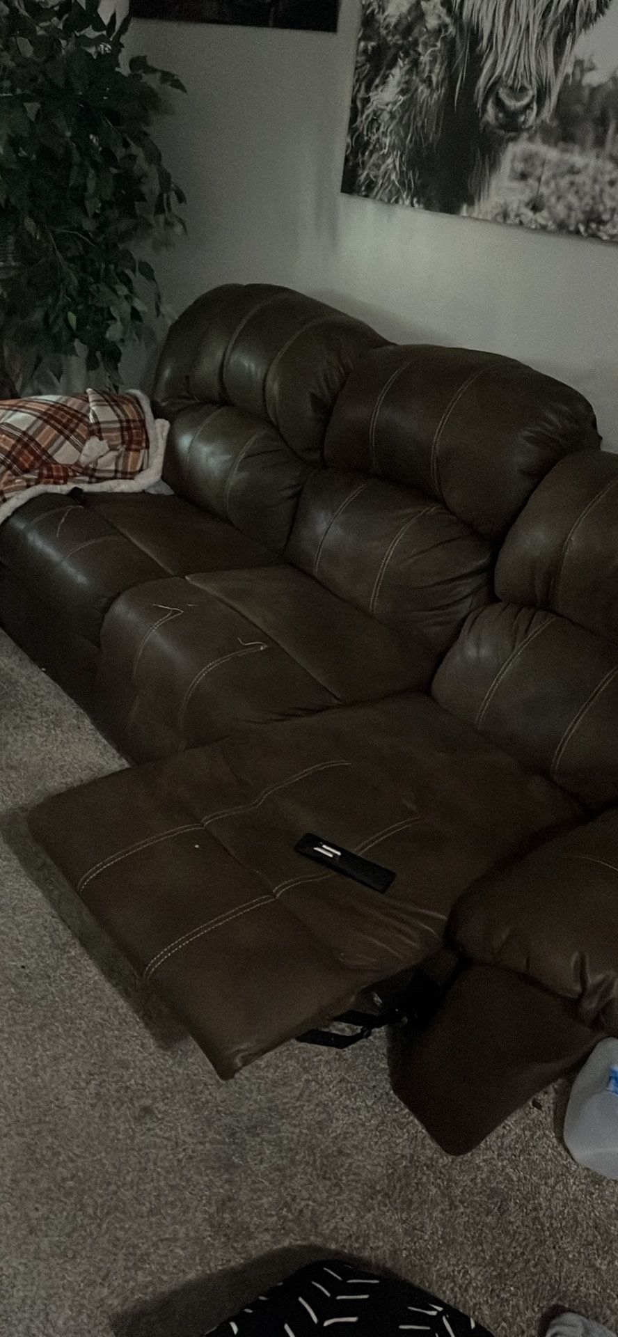 Free Recliner Leather Couch