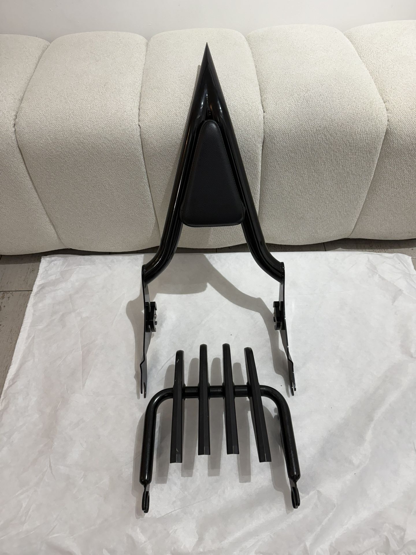 For Sale Sissy Bar and Luggage Rack for Harley