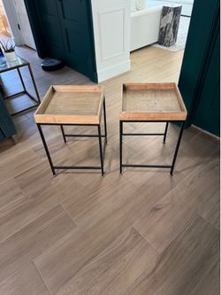 End tables or nightstands - Light Wood Top, Black Metal Frame