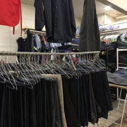 Pantalon para trabajo USADO Y NUEVOS / shorts y camisas / work wear / work pants / work uniforms / uniformes para el trabajo / mandiles de cocina 