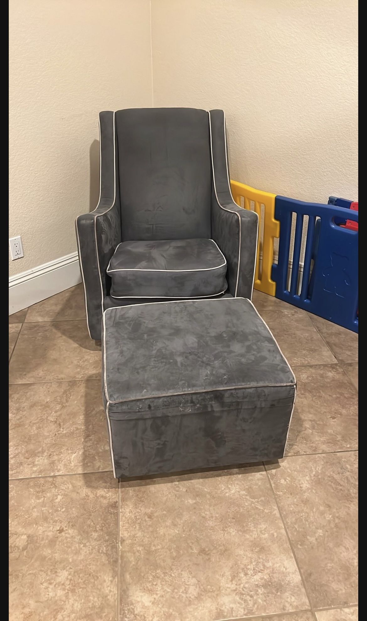 Glider Rocking Chair