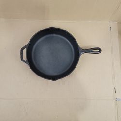 Lodge 11" Seasoned Cast Iron Skillet