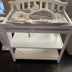 Baby Changing Table With Pad