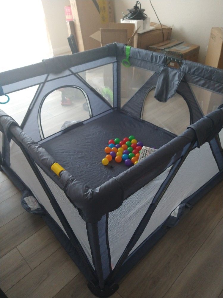 New Huge Playpen