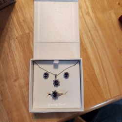 Ring, Earings, Neckles
