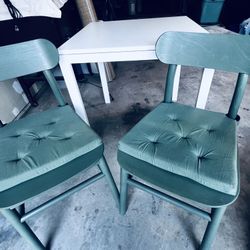 Ikea cute table set with chairs