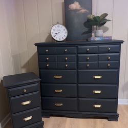 Beautifully Refinished Dresser Set- Free Delivery In The Metro 