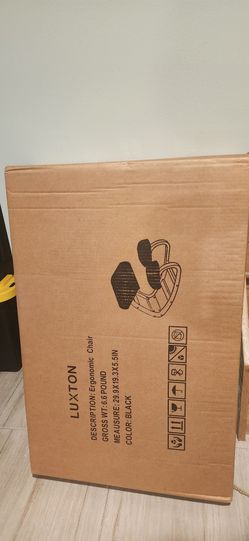 LUXTON Ergonomic Chair - NEW IN BOX!