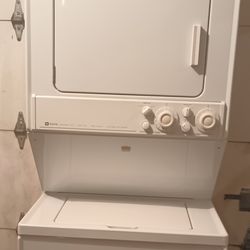Looks Like New Maytag Stackable Washer-Gas Dryer Full Size