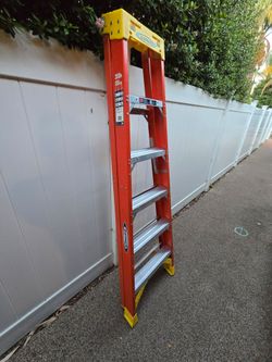 Step ladder