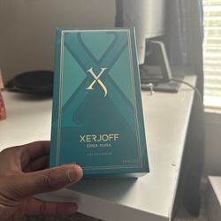 Xerjoff Cologne – Smells Amazing & Lasts Long