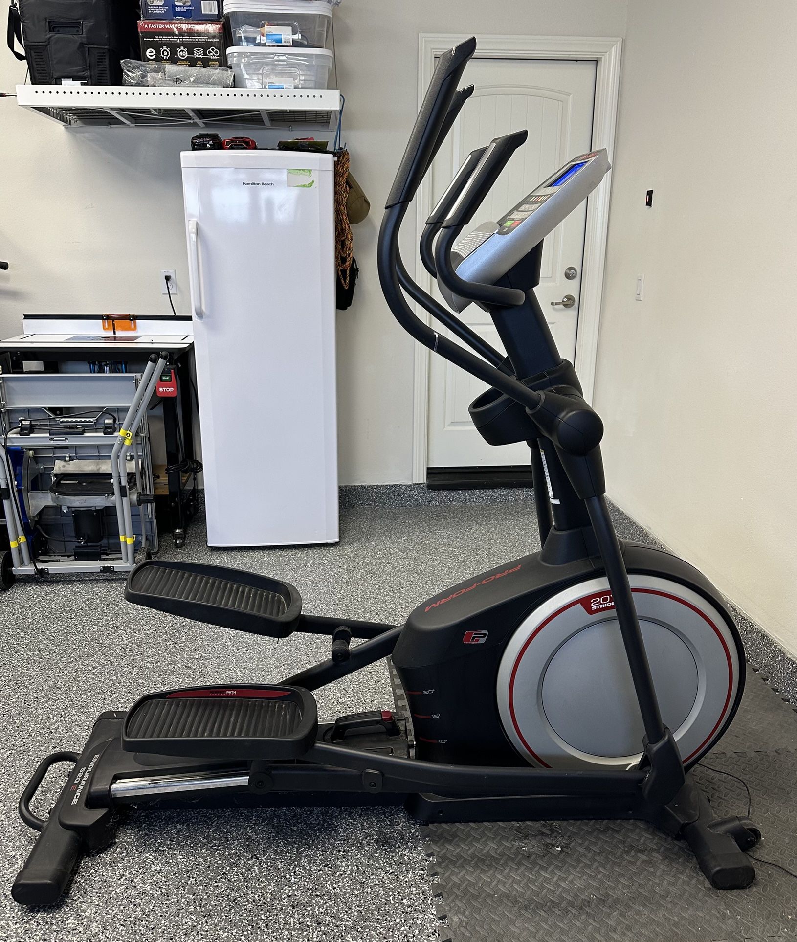Elliptical - Pro de Form 520E - Black