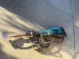 MARTILLO DEMOLEDOR MAKITA HM1307CB 1-1/8PULG 1510W