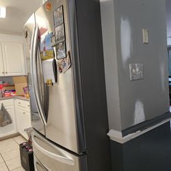 LG Refrigerator 
