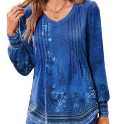Blue printed pleated shirt Tunic long sleeve size Medium.   (V)