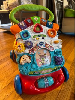 VTech Stroll & Discover Activity Walker with Accessories