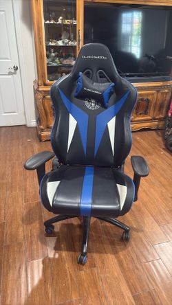 Gaming chair