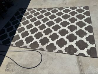 Rug
