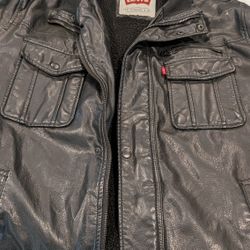 LEVIS LEATHER JACKET