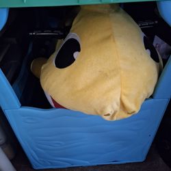 Baby Shark Car
