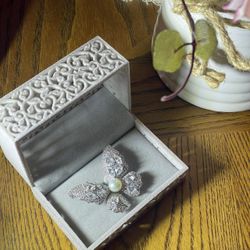 Brooch