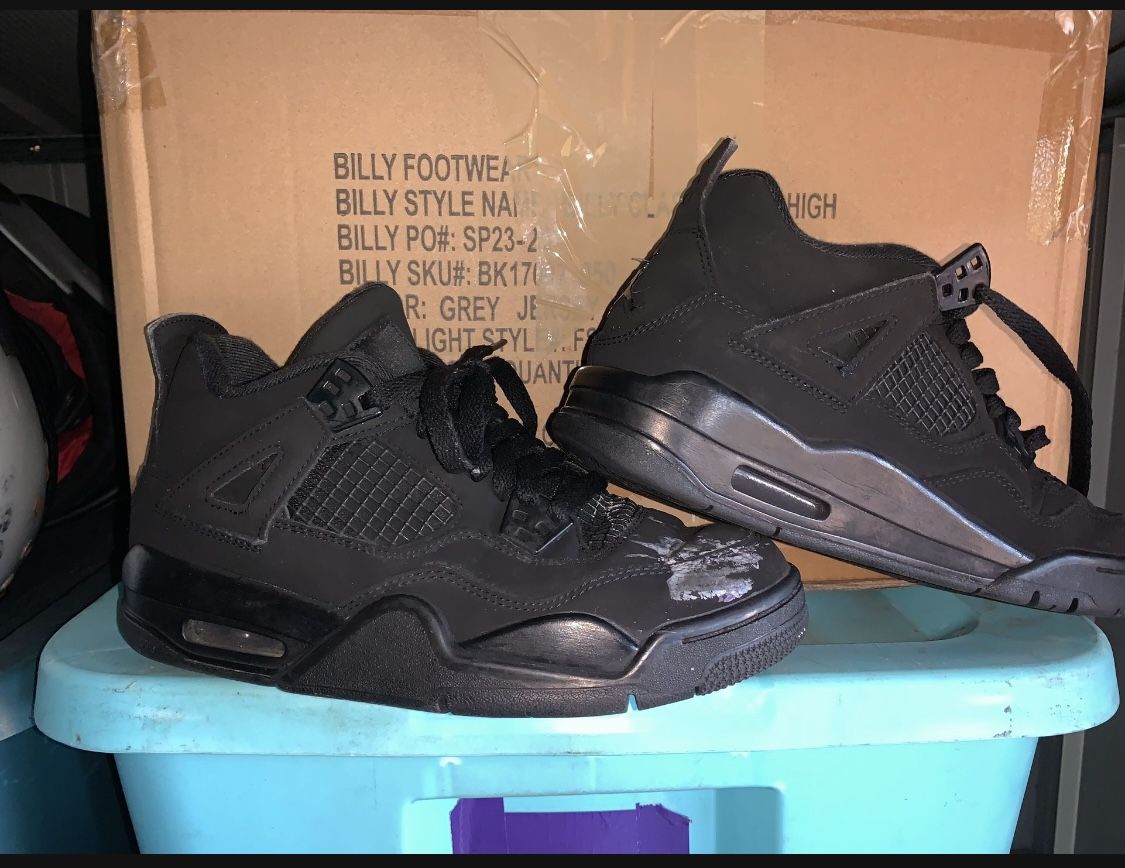 Jordan 4 Retro 'Black Cat' youth size 6Y