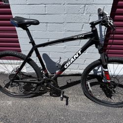 Giant Talon 3 XL Alux 600 Series 