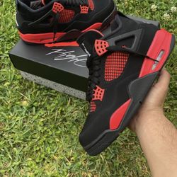 Air Jordan Retro 4 “red Thunder”
