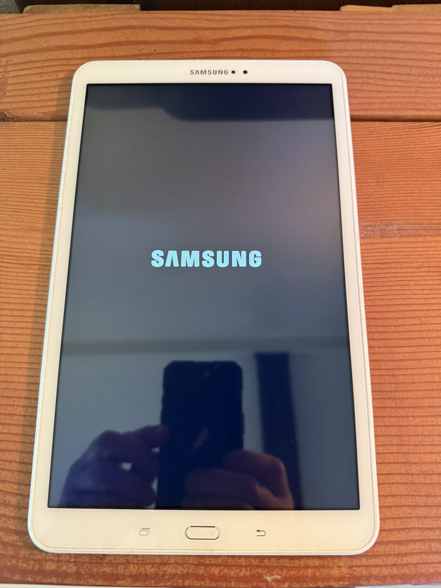Samsung Galaxy Tab A Model SM-T580