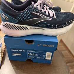 Brooks Shoes