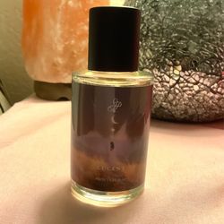 Lucent Perfume