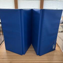 Mancino Folding Gymnastics Mat