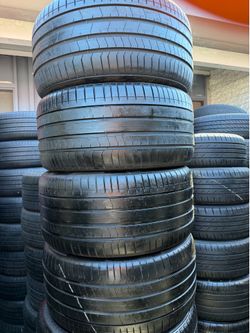 285/40r19 marca PIRELLI en perfectas condiciones de vida las 4